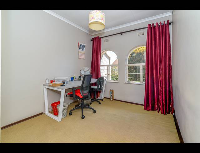 3 BEDROOM DUPLEX TO LET IN BORDEAUX